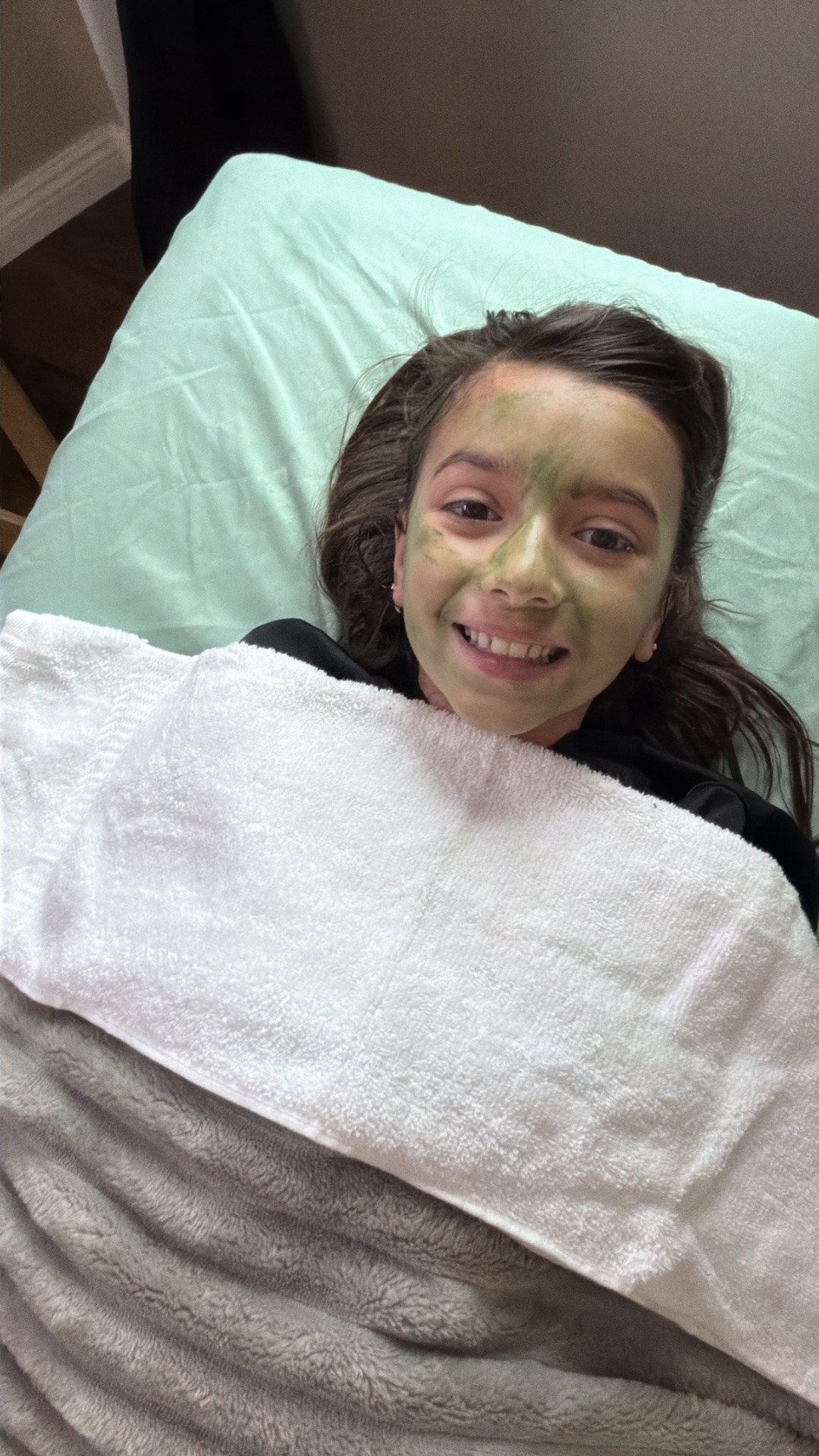 Princess/Prince Facial treatment at SnatchedLV